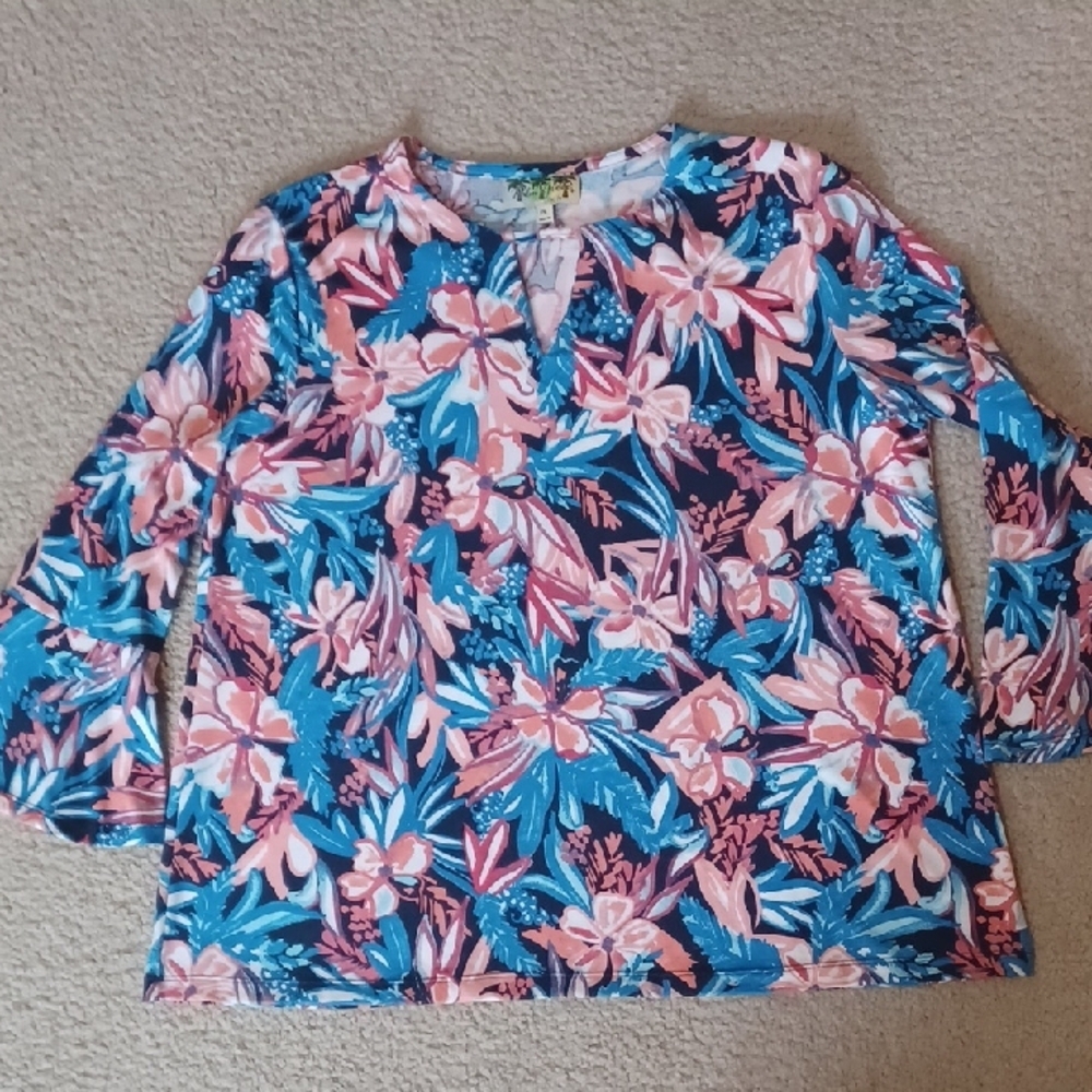 Palm Grove Petite Bell Sleeve Top